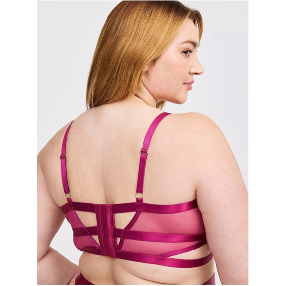 TORRID Strappy Vixen Bra Berry Blend Size 4X - Picture 2 of 12